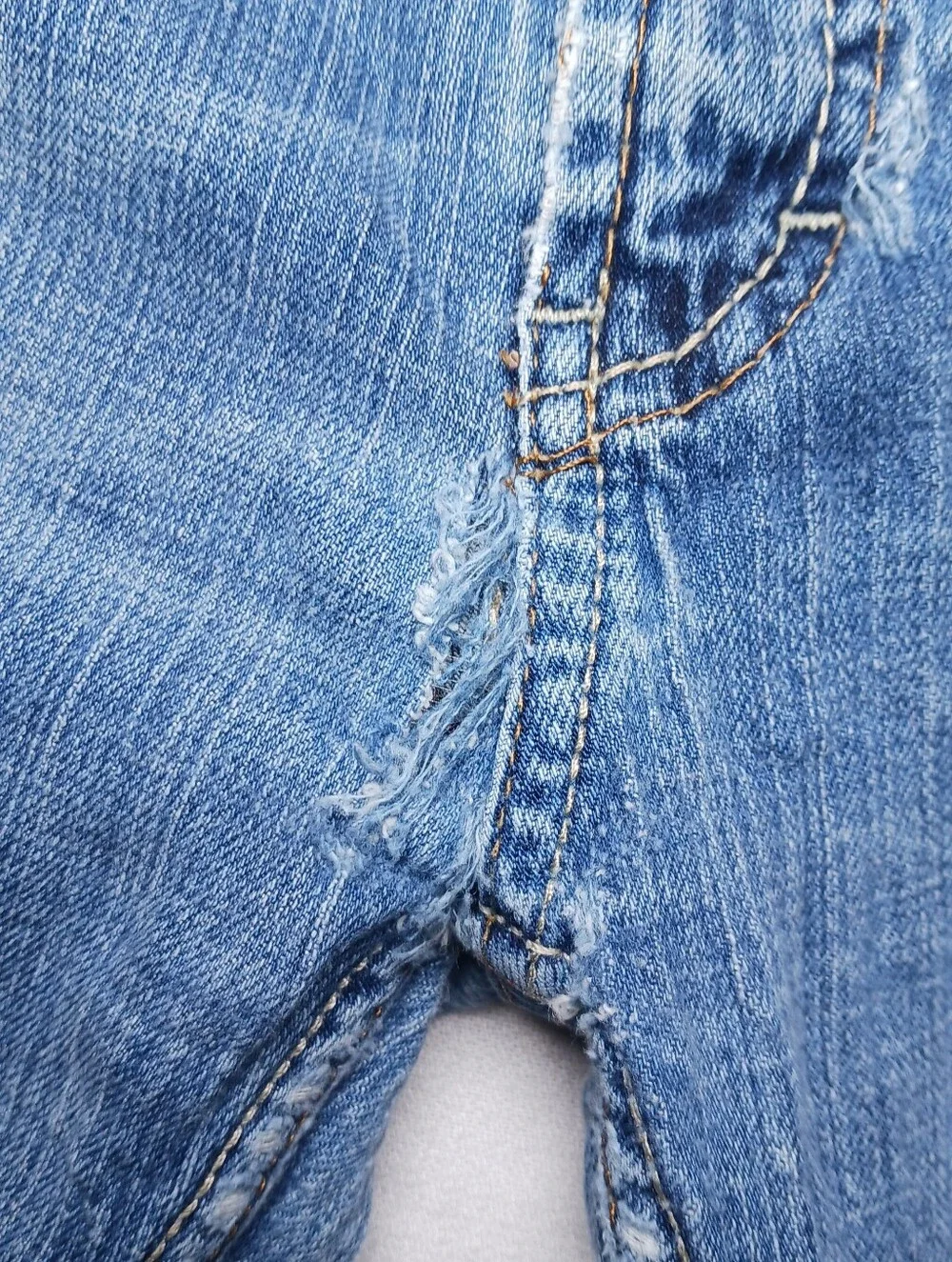 BKE Buckle Womens Star Stretch Flare Jeans 27X29 Medium Blue Wash Ripped Denim